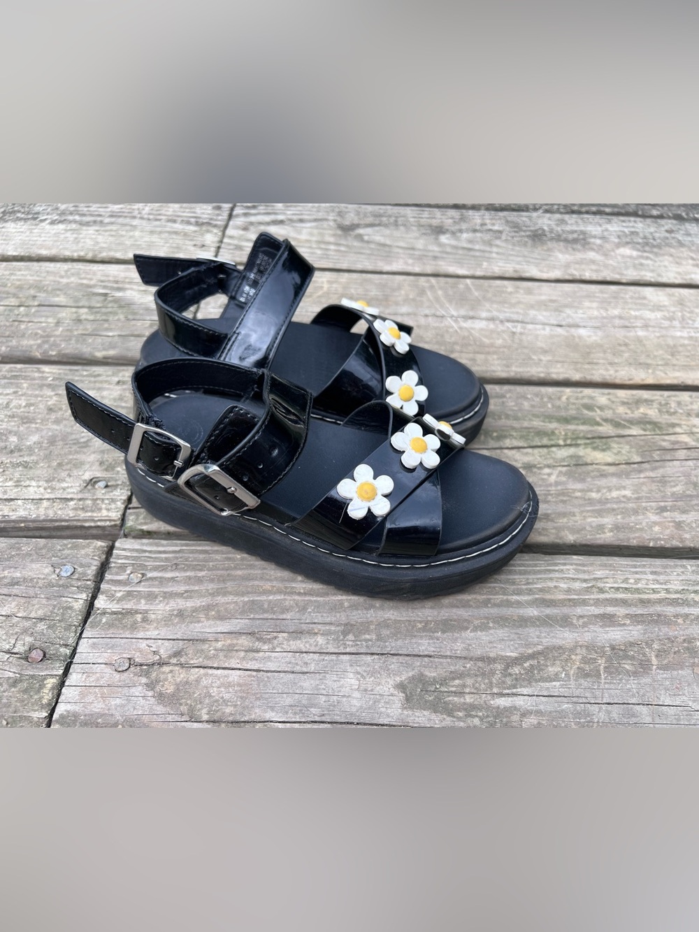 WONDER NATION Kids Black Floral Strap Sandals size 13